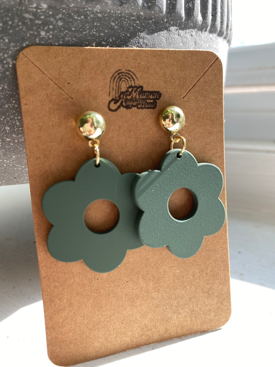 BOUCLES D'OREILLES ARGILE POLYMÈRE - La p'tite fleur verte