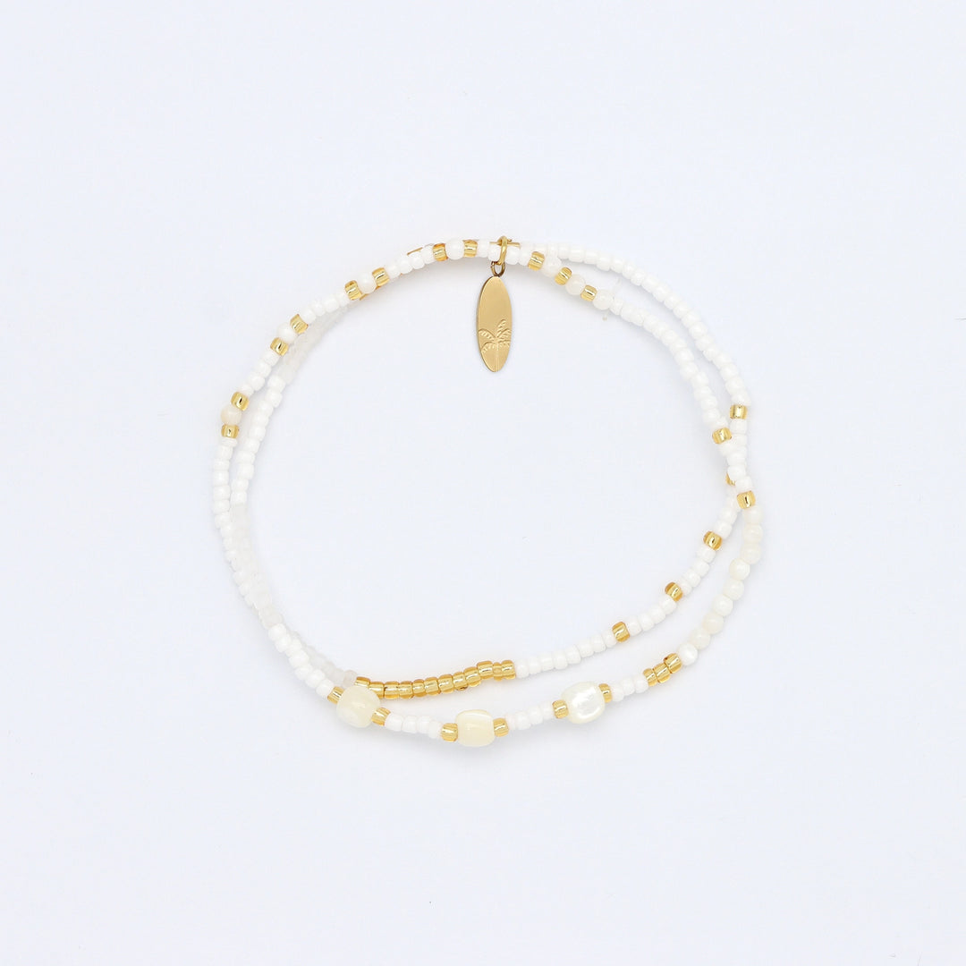 Golden Hour bracelet en perle et coquillages